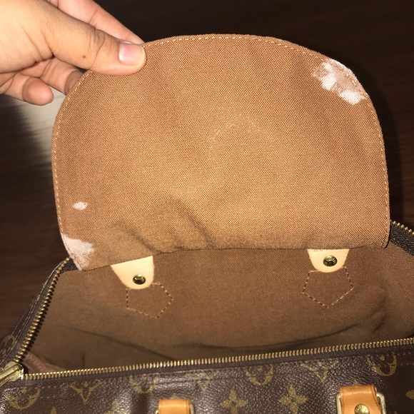 Louis Vuitton Monogram Canvas Speedy 35 - Picture 7 of 8